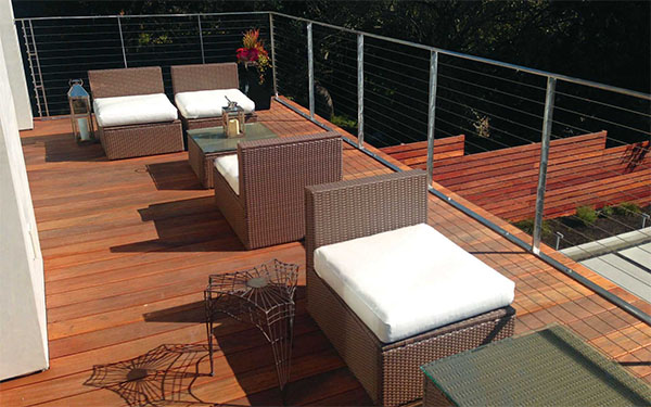Batu deck with Perpendicular Deck boards
